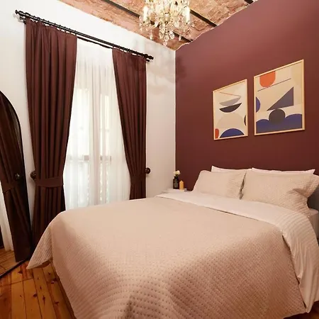 شقة Private Building 8br @ Taksim اسطنبول