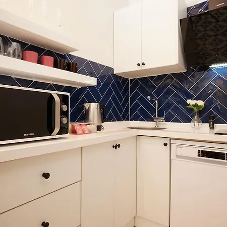 Private Building 8br @ Taksim